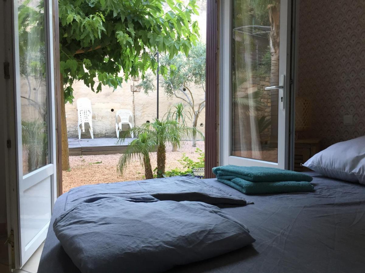 Vacances Ideales Limite Sanary Sur Mer !! Logement Partage Shared Accommodation Олиул Екстериор снимка