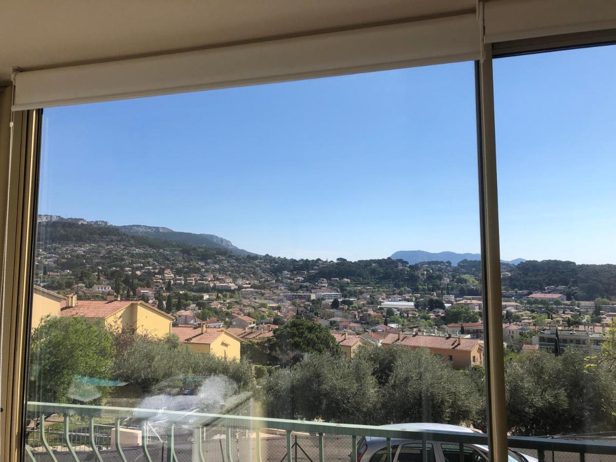Vacances Ideales Limite Sanary Sur Mer !! Logement Partage Shared Accommodation Олиул Екстериор снимка